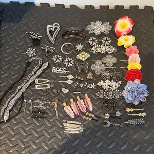 Assorted Hair Accessories Set with Floral and Rhinestone Designs
